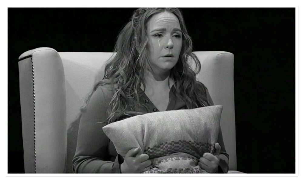 mariah pillow murder mystery