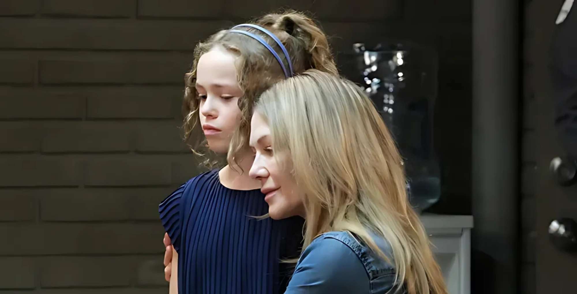 Days of our Lives (DAYS) Rachel and Kristen